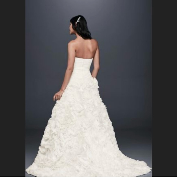 GALINA Signature Ivory Wedding Gown 16W crystals shoulder straps good condition - Picture 8 of 16